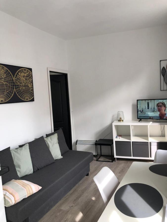 Charmant T2 Centre Ville Givet Exterior foto