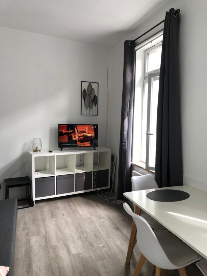 Charmant T2 Centre Ville Givet Exterior foto