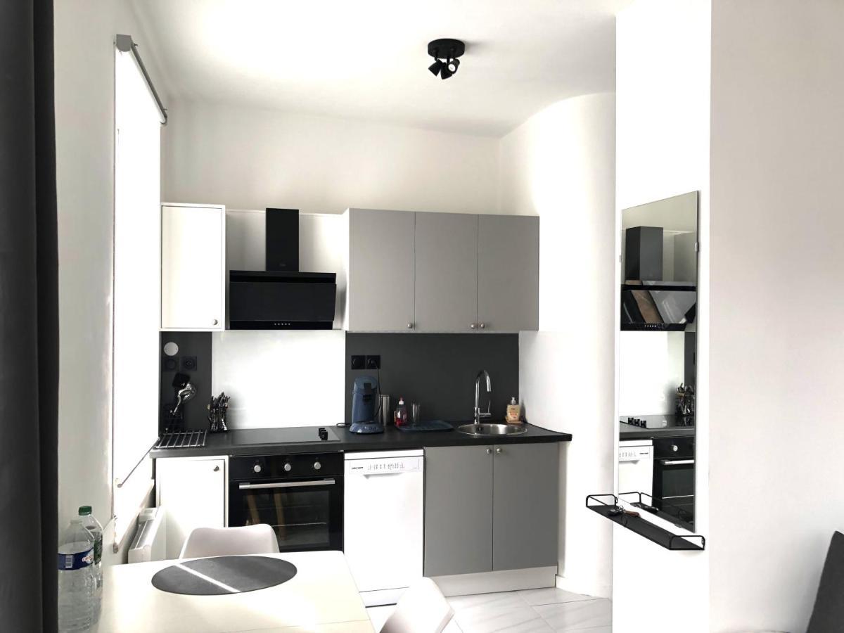 Charmant T2 Centre Ville Givet Exterior foto