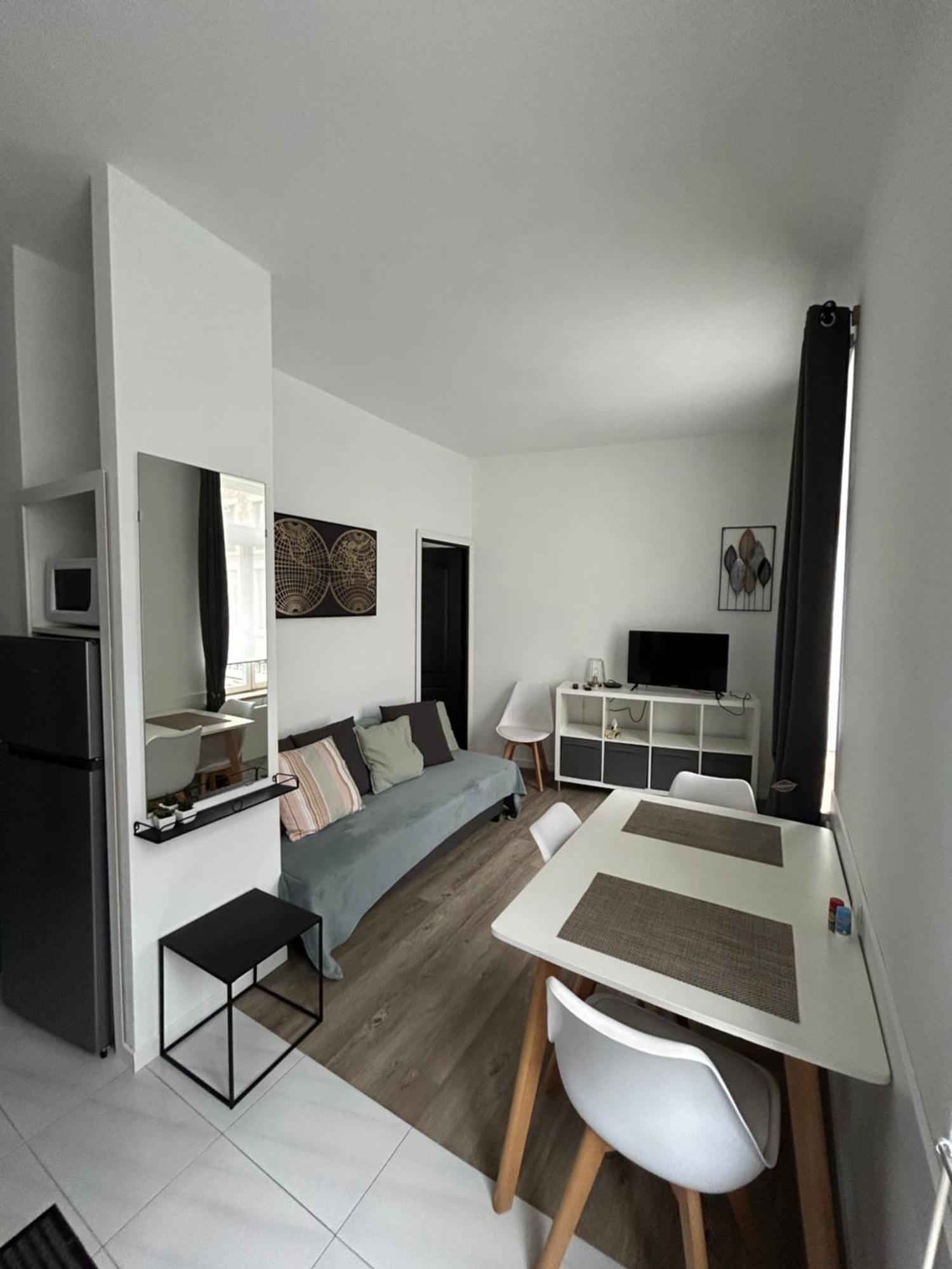 Charmant T2 Centre Ville Givet Exterior foto